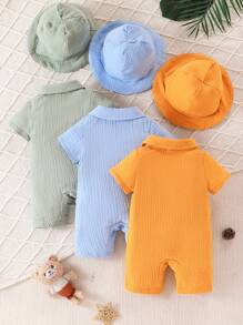Set de 3 piezas para bebé niño con mono de manga corta con cuello en verde/amarillo/azul, camisa casual, shorts y gorra