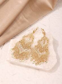 1 par de aretes de aleación exquisitos con borlas ahuecadas, largos aretes colgantes nupciales marroquíes, joyería de oreja de estilo vintage francés para mujeres argelinas, accesorios esenciales para fiestas y festivales