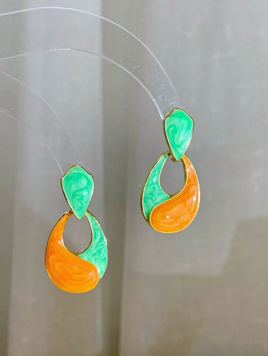 1 Đôi Bông Tai Hình Giọt Nước Màu Cam & Xanh Lá Đơn Giản Và Đa Năng Thích Hợp Cho Phụ Nữ Đeo Trong Bất Kỳ Dịp Nào - trái cam - Xem 1