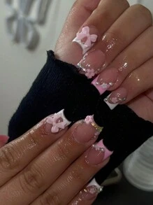 Sanrio Add A Touch Of Romance With 24pcs Short Square Classic Simple French Style Pink Bow-Knot Faux Pearl Decot And Elegant 3D Floral Rhinestone Decor Full Cover Fake Press On Nail Kit Will Give Your Look A Sweet Lovely Suitable For Daily Spring Dating Press On Nails