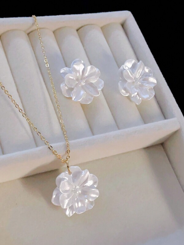 طقم أقراط وعقد زهور ذات لؤلؤ مزيف لامع، مجوهرات أنيقة وفاخرة مناسبة للارتداء اليومي للنساء، مناسبة كهدايا لعيد الحب، الأم، عيد الأم