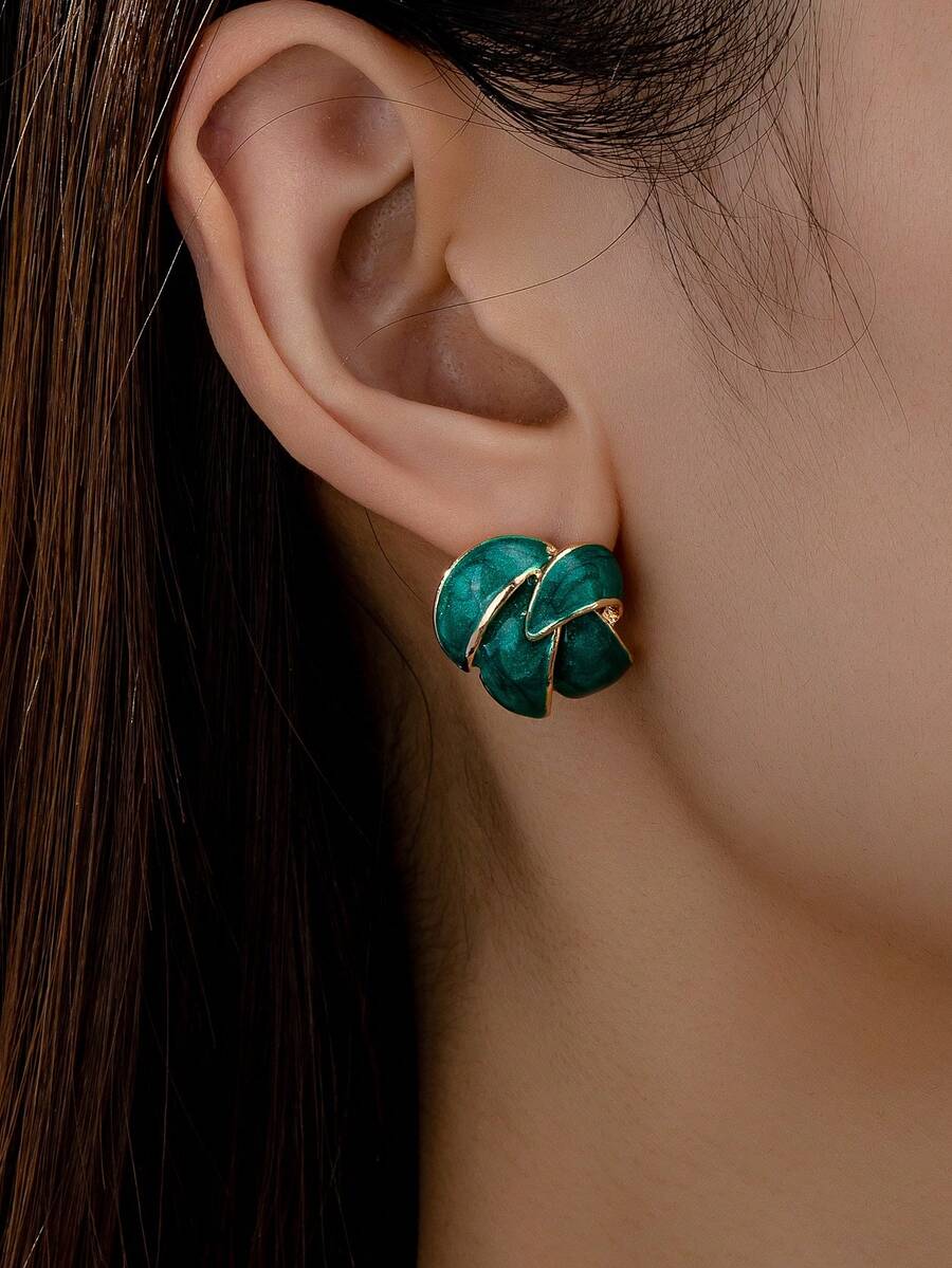 1 Pair Of Charm Fashionable Simple Enamel Geometric Earrings - Green - View 1
