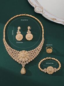 4 pièces/set Ensemble de bijoux de luxe haut de gamme comprenant un collier, un bracelet, des boucles d'oreilles et une bague avec des pendentifs en forme de larme en zircone plaqués or. Accessoires de robe de mariée et de fête. Cadeau fastueux pour la Saint-Valentin.