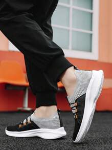 Atmungsaktive Paar Laufschuhe, leichte Jungen Laufschuhe, rutschfeste Mädchen Sneakers, Outdoor Flats für den Sommer