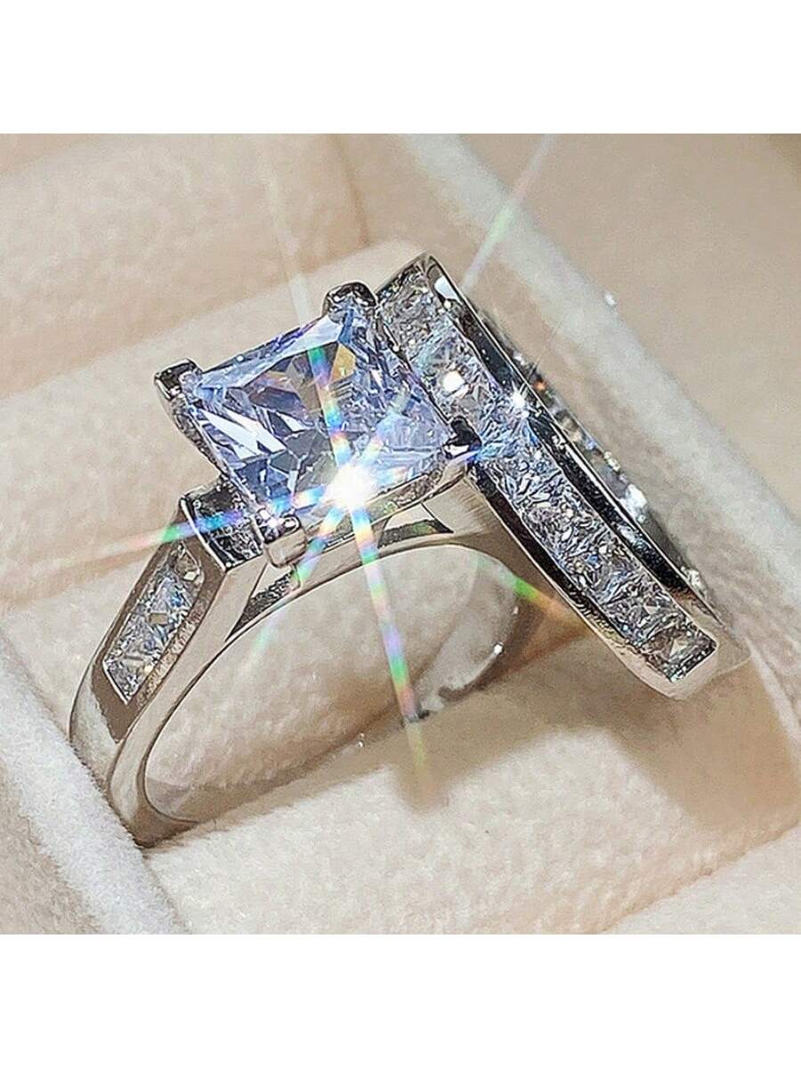 Square zirconia ring set