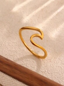 A Stylish And Minimalist Asymmetrical Arc-Shaped 18K Gold-Plated Stainless Steel Ring, Suitable For Women To Wear At Parties Or In Daily Life, Or As A Gift For Valentine's Day Valentines,Mom,Mother,Mother's Day,Gift - Yellow Gold - View 5