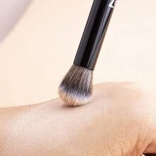 Round Head Concealer Brush For Building Coverage, Professional Blend Liquid/Cream Concealer Makeup Tool