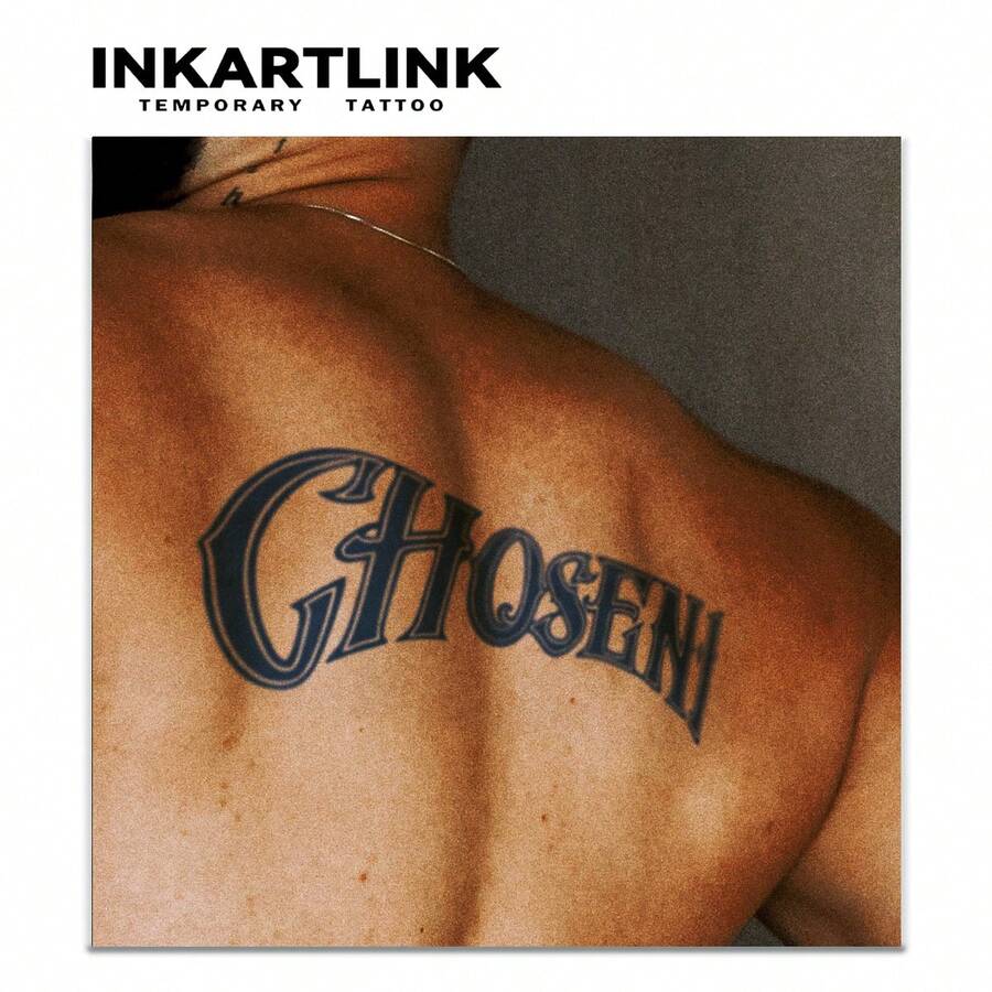 INKARTLINK革命性半永久刺青技術。以植物為基礎的紋身，具有臨時性、持久性、防水性和真實外觀。'Son Of Destiny' 英文楷書刻字。