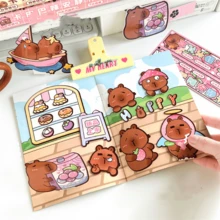 1 pieza Libro silencioso de Capibara en caja de regalo - Libro con mecanismo de porpoise de dibujos animados, pegatinas lindas, material para manualidades DIY (estilo aleatorio) - Multicolor - Ver 9