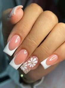Eleve instantáneamente su aspecto con 24 piezas de uñas francesas en forma de ataúd con puntas blancas, decoradas con flores blancas para el estilo japonés y coreano de las mujeres. Combinación de parche de uñas para señoras con un pegamento de uñas tipo jelly y una lima de uñas. Ideal para fiestas, bailes y uso diario, desmontable y reutilizable - Multicolor - Ver 2