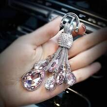 1pc Car Keychain, Reflective Crystal-Like Keyring, Bag Decoration Accessory, Car Key Component, Sparkling Keychain Accessory (Includes Key Tool) - Multicolor - View 5