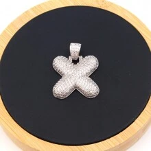 1件熱門氣泡字母項鍊,金鍍和方晶鋯石材質,可提供26個字母選擇,男女適用於日常佩戴 - 銀色 - 查看 24