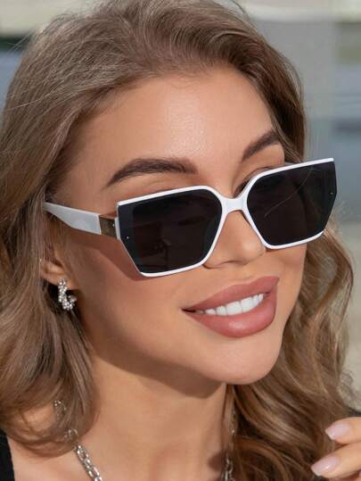 复古方形塑料太阳镜时尚经典户外旅行海滩度假防紫外线眼镜海滩配饰女士太阳镜太阳镜遮阳时尚遮阳优雅装扮家庭出游旅行度假夏季海滩度假、户外、旅行