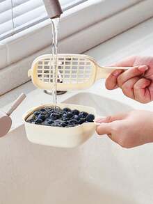 1入/2入組帶手柄水果清洗籃，搖擺式排水籃，帶塑料濾網的蔬果洗菜盆，可用於清洗和存儲水果和蔬菜，適用於瀝水和存儲莓果、廚房、夏日沙灘派對、食品、露營、組織、室內裝飾、廚房用品 - 彩色 - 查看 1
