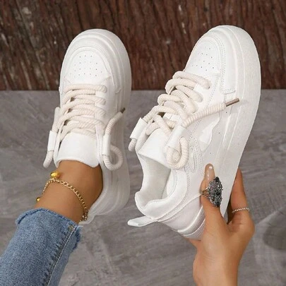 女士滑板鞋，字母图案系带运动鞋，户外休闲跑步鞋