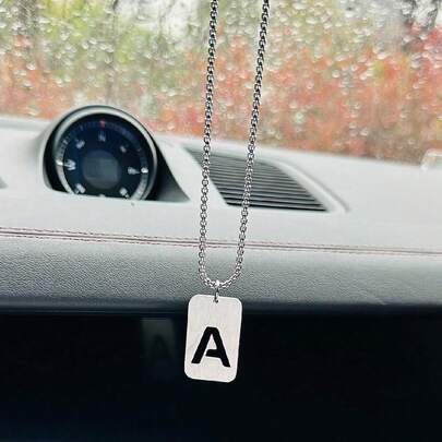1入金屬字母汽車吊飾，車後視鏡掛飾