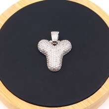 1件熱門氣泡字母項鍊,金鍍和方晶鋯石材質,可提供26個字母選擇,男女適用於日常佩戴 - 銀色 - 查看 29