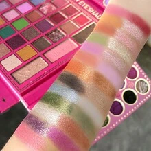 1入組KEVIN&COCO 105色眼影盤，霧面和閃爍，高色素化妝盤，提亮膚色和修正色彩 - 多色 - 查看 7