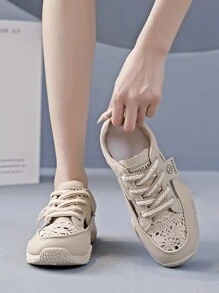 夏季空心花邊步行鞋 女士時尚輕便低幫運動鞋，可愛的大學風格透氣女式休閒鞋，復古風格 - 卡其色 - 查看 3