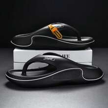 Sandalias de zapatilla para hombre con suela suave de moda, nuevo estilo para el verano 2024, suela gruesa antideslizante para uso interior y exterior - Negro - Ver 3