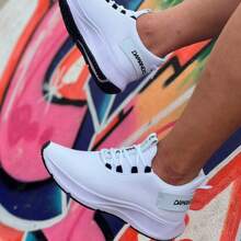 Men Sneakers - 黑與白 - 查看 6