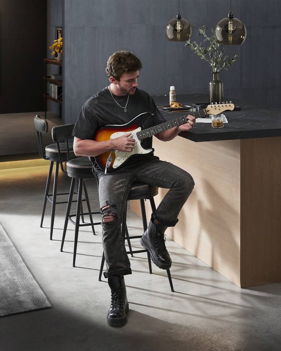 VASAGLE Bar Stools Set Of 2, Bar Height Swivel Bar Stools With Back, Synthetic Leather With Stitching, Mid-Century Modern, 30-Inch Tall, Kitchen Home Bar - 黑色 - 查看 1