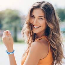 3 Stücke/Set "Surf String" Wellen Schnur Armbänder für Frauen, Mädchen und Teens - Freundschafts-Boho-Armbänder aus wasserdichtem, verstellbarem geflochtenem Garn. Ideal für Strandurlaub und als BFF-Geschenk.