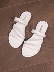 2024 New Spring/Summer Women's Wear-Resistant Slippers, Korean Version Fashionable Classic Ins Style Beach Slippers - White - View 4