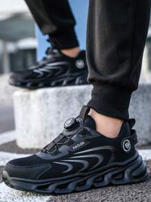 Men's Steel Toe Work Shoes Lightweight Breathable Slip-Resistant Industrial Work Boots For Construction Site - Black - View 10