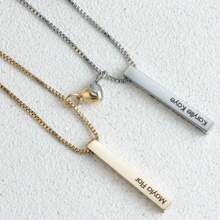 Vòng cổ thanh hình khối dành cho các cặp đôi Trái tim hút từ tính Thanh vuông cá nhân Tên tùy chỉnh Vòng cổ Mặt dây chuyền bằng thép không gỉ Phụ nữ/Nam Quà tặng ngày lễ tình nhân - bạc + vàng - Xem 2