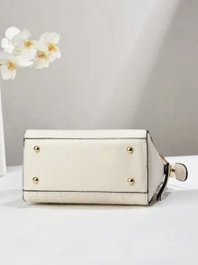 Elegant And Fashionable 2 Pieces Faux Leather Bag Set: Durable Crocodile Patterned Women's Crossbody Bag And Clutch, Magnetic Closure, Stylish Fringe Decoration, White