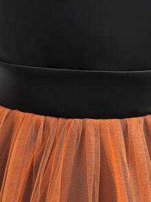 Falda de satén y tul para niñas jóvenes decorada con flores 3D y borde de encaje, vestido elegante y adecuado para fiestas de cumpleaños - Multicolor - Ver 5