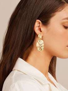 2pcs Vintage Geometric Metal Hammered Ear Clips Asymmetrical Oval Earrings Suitable For Non-Pierced Women