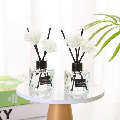 1pc50ml Essential Oil Is Suitable For Home Indoor Aromatherapy, Hotel Air Freshener Decoration, Fragrance, Bedroom, Bathroom Essential Oils, With A Free Aromatherapy Stick And Two Imitation Flowers Gifts Birthday Graduation