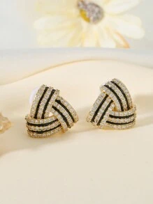 2 Stylish Triangular Cross Inlaid Diamond Ear Clips With Silicone, Suitable For Women Without Ear Holes To Wear Or As A Gift - Triangle Cross Ear Clip - View 5