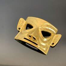 Vintage Devil Eye Metal Mask Lips Shape Abstract Personalized Brooch, Brass-Colored Artistic Badge Accessory - Mask - View 15