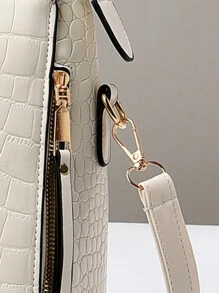 Elegant And Fashionable 2 Pieces Faux Leather Bag Set: Durable Crocodile Patterned Women's Crossbody Bag And Clutch, Magnetic Closure, Stylish Fringe Decoration, White