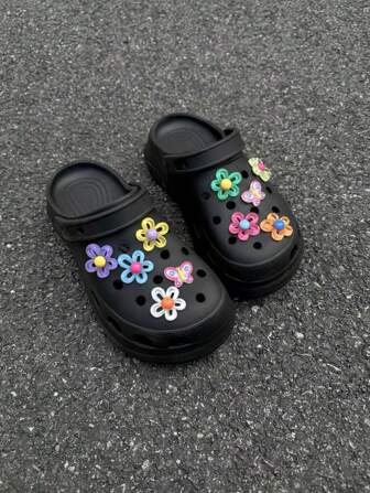 Jelly Flower & Butterfly Shoe Buckle With Holes, Detachable Shoe Decoration DIY Shoe Accessory (Shoes Not Included), Summer Y2k Cute Sandals Accessories