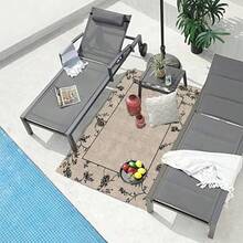 一塊高檔珍珠絨可水洗地毯，搭配簡約圖案，適用於室外草坪、陽台，並可攜帶於戶外露營和旅行車中，同時也適合作為門前踏墊。歡迎購買！ - 彩色 - 查看 7