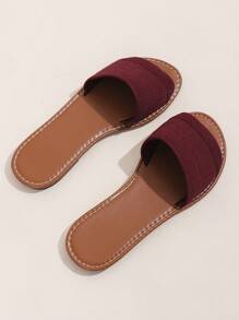 2024 New Women's Home Beach Slippers, European Plus Size Cross-Border Sandals