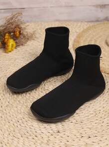 Women's Mid-Tube Breathable Mesh Design Anti-Slip Outdoor Shock-Absorbing Sports And Casual Running Shoes Suitable For All Seasons