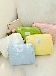 1 PC White Quilted Cloud Bag Make Up Bag, Fashionable And Casual Large Capacity Portable Zipper Makeup Bags, Travel Storage Stationery Storage, Vacation Essentials Cosmetic Bags For Pouch Pads, Wired Earphones, Earpods, Headphones, Charger, Lipsticks, Cosmetics, Perfume, Skin Care And Beauty Products, Home Decor, For Mom, Women, Nurses, Students, School Girls, Keys, Holiday Gifts Bag, Makeup Bag, Toiletry Bag, Desk Organiser, Cosmetic Bag, Makeup Pouch, Make Up Organizer, Vanity Accessories, Make Up Pouch, Makeup Bags,Cosmetic Bag,Makeup Organiser,Travel,Makeup Pouch,Bag,Vanity,Make Up Pouch,Travel Essentials,Pouch Bag,Travel Essential,Vanity Accessories,Small Makeup Bag,Makeup Pouch,Cosmetic Bag,Travel Essential,Large Capacity,Large Makeup Bag,Christmas Gifts,Pouch,Travel,Gifts For Women Travel Essential,Pouch,Clutch / Small Handbag, Makeup Organizer,Makeup Organize,Pouch,Brush Holder,Mini Pouch,Large Capacity Pouch