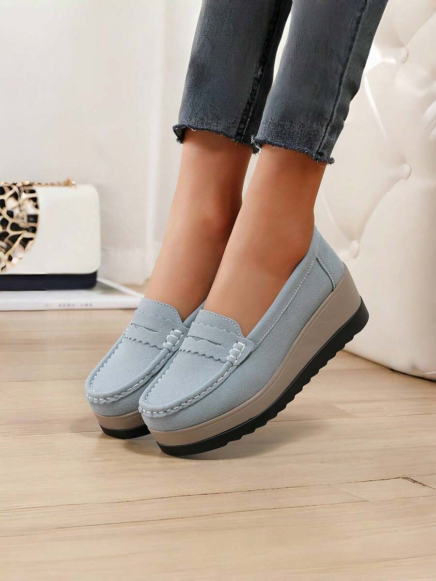 2024 Spring New Women's Thick-Soled Loafers, Slip-On Shoes, Anti-Slip Casual Shoes, Hollow-Out Design, Large Size 41 - Pastel Green - View 1