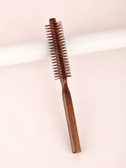 1 pièce Peigne cylindrique en bois massif et tube en aluminium, couleur unie, pour la coiffure, convient aux cheveux bouclés, frange à gaz, brosse à cheveux, peigne, outils capillaires, produits et accessoires capillaires pour les essentiels de voyage de salon de beauté, retour à l'école, essentiels de voyage pour les vacances, accessoires capillaires pour femmes, brosse, brosses à cheveux, brosse à cheveux, brosse démêlante, brosse ronde, mini brosse à cheveux, set de brosses à cheveux, peigne en bois, brosse à cheveux, mini brosse à cheveux, brosse démêlante, brosses à cheveux, brosse à cheveux bouclés, équipement de coiffure, essentiels de voyage, coiffure, coiffure, brosse à cheveux, brosse de coiffage, brosse de coiffage, brosse à cheveux bouclés, brosse de contour, peigne à cheveux, brosser les cheveux, set de brosses à cheveux, peigner les cheveux, peigne pour boucles, brosse démêlante, brosse à cheveux pour femmes, cheveux, voyage, produits capillaires, outils capillaires, acce