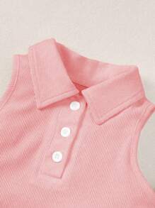 Conjunto de verano para niña con top de chaleco de unicolor casual y pantalones con estampado de flores efecto denim