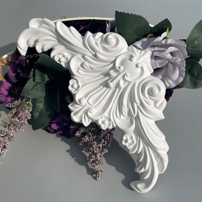 زاوية زهرة فرنسية بنقش محفور على شكل زهرة ديكورية بيضاء خفيفة الوزن، للجدران مصنوعة من مواد بولي يوريثان بي يو، من المواد الفنية المزينة باللصق المتوفر، سهلة التركيب، والزخرفة
