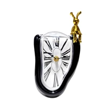 Horloge murale fondue silencieuse surréaliste style Salvador Dali pour décoration de bureau à domicile, étagère de table, cadeau