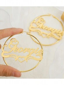 Boucles d'oreilles créoles avec nom personnalisé pour femmes, style européen et américain. Boucles d'oreilles rondes, exagérées et surdimensionnées avec lettre couronne de cœur personnalisée. En acier inoxydable doré, mode et charme. Idéal pour les déclarations, les anniversaires, les cadeaux pour la petite amie lors de mariages/fêtes, la Saint-Valentin