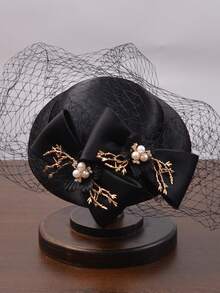 Pequeno chapéu feminino, chapéu preto elegante com véu de rede vintage estilo britânico, perfeito para ocasiões formais, como corridas de cavalos ou festa noturna, adequado para ensaio fotográfico de casamento de noivas. Disponível com laço preto, branco e rosa. - 1140 - Visão 5
