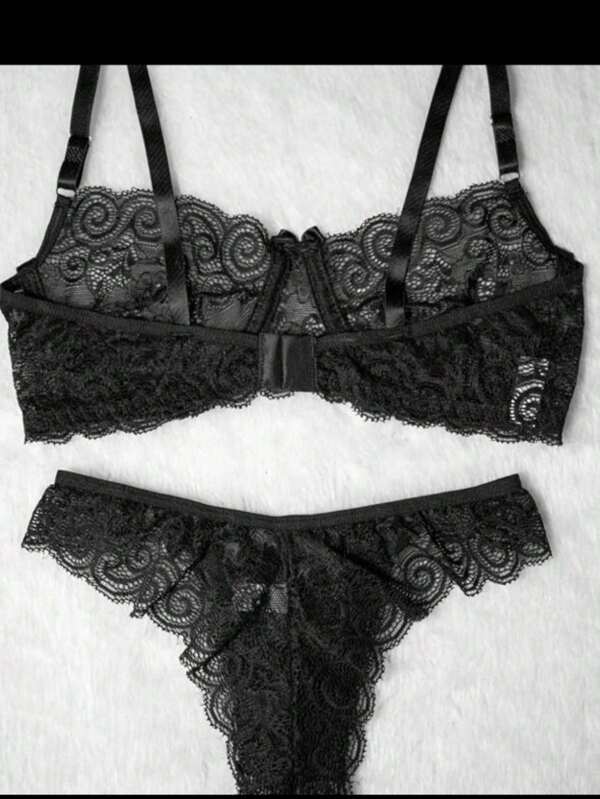 Conjunto De Lingerie Sem Bojo Com Arco Renda Calcinha e Sutiã Rendados